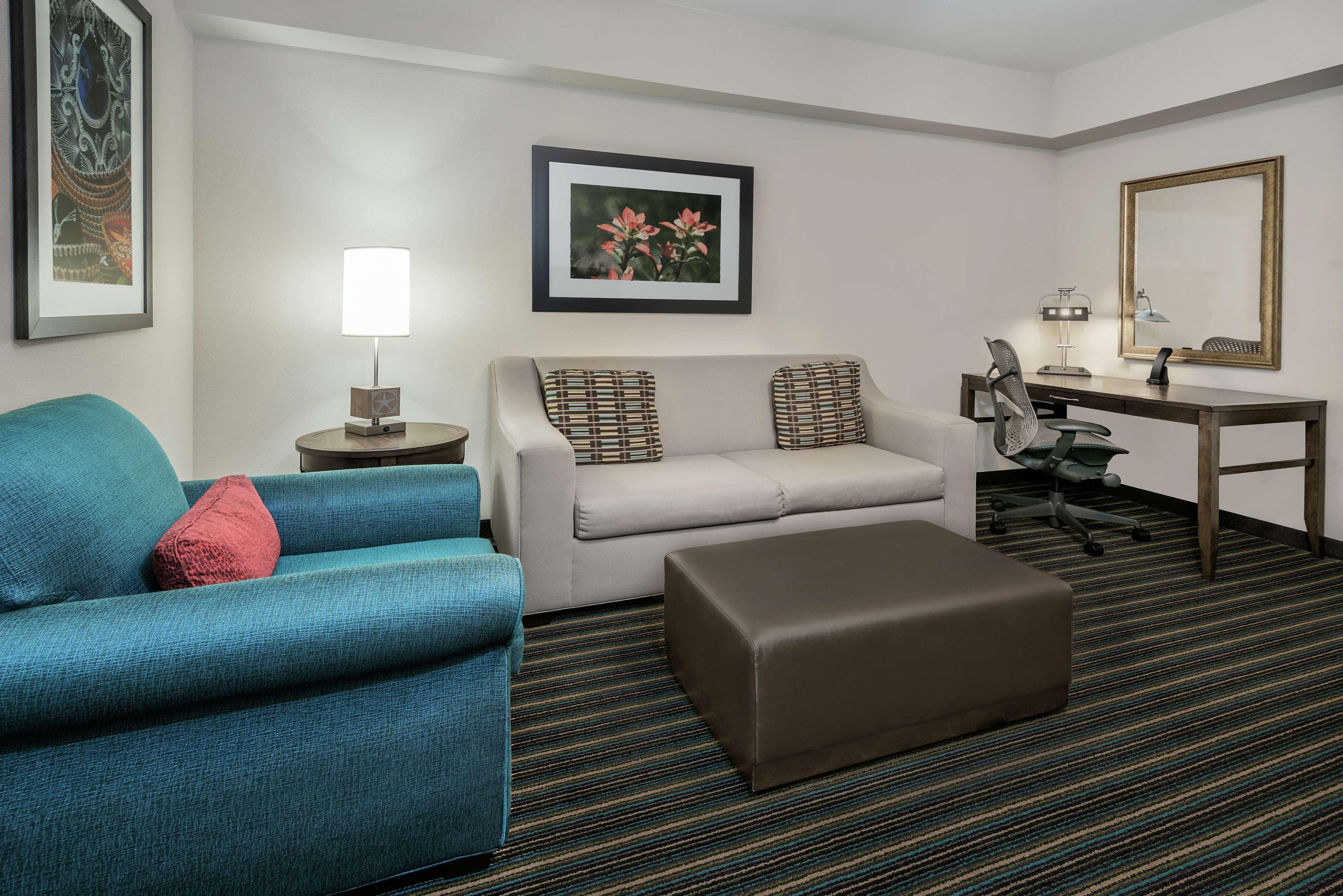 Hilton Garden Inn San Antonio/Rim Pass Drive Dış mekan fotoğraf